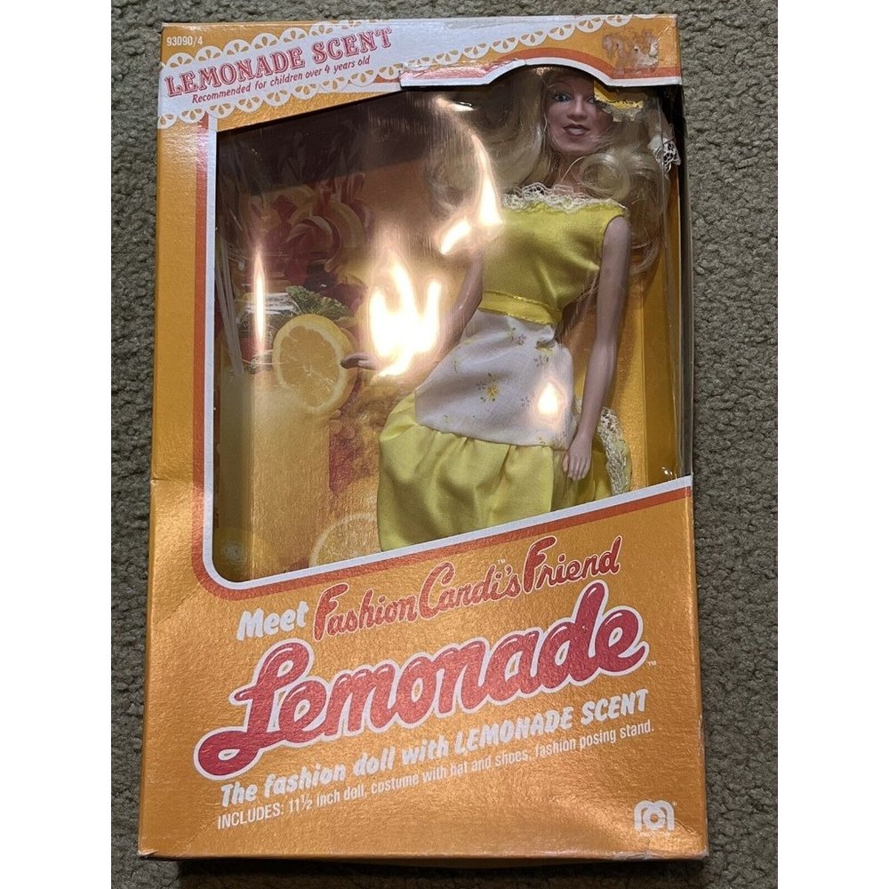 1980 Fashion Candi's Friend Lemonade Scented Doll Mego Barbie NRFB 11” Box Mib!!